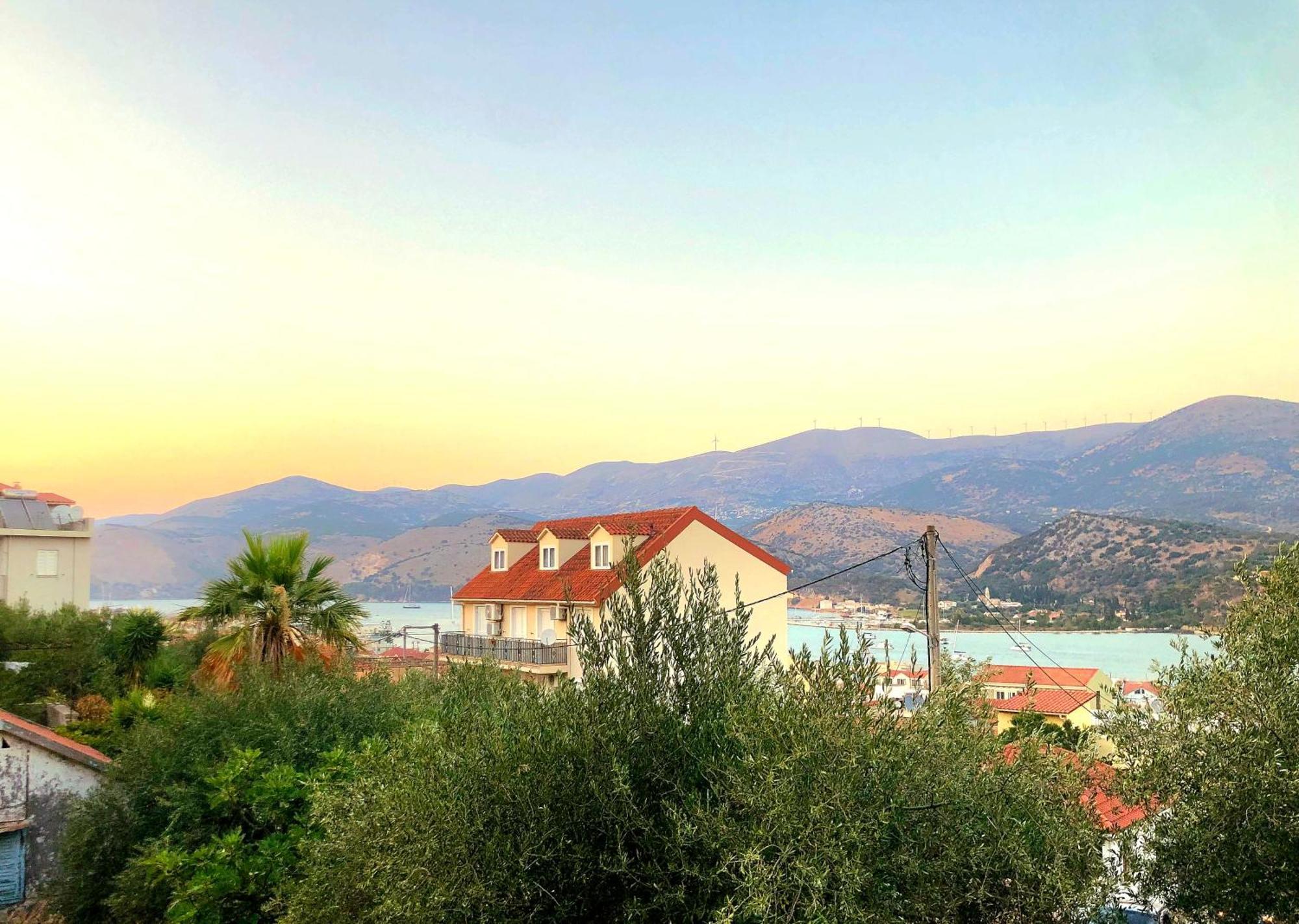 Unique View Apartments Argostoli  Ngoại thất bức ảnh